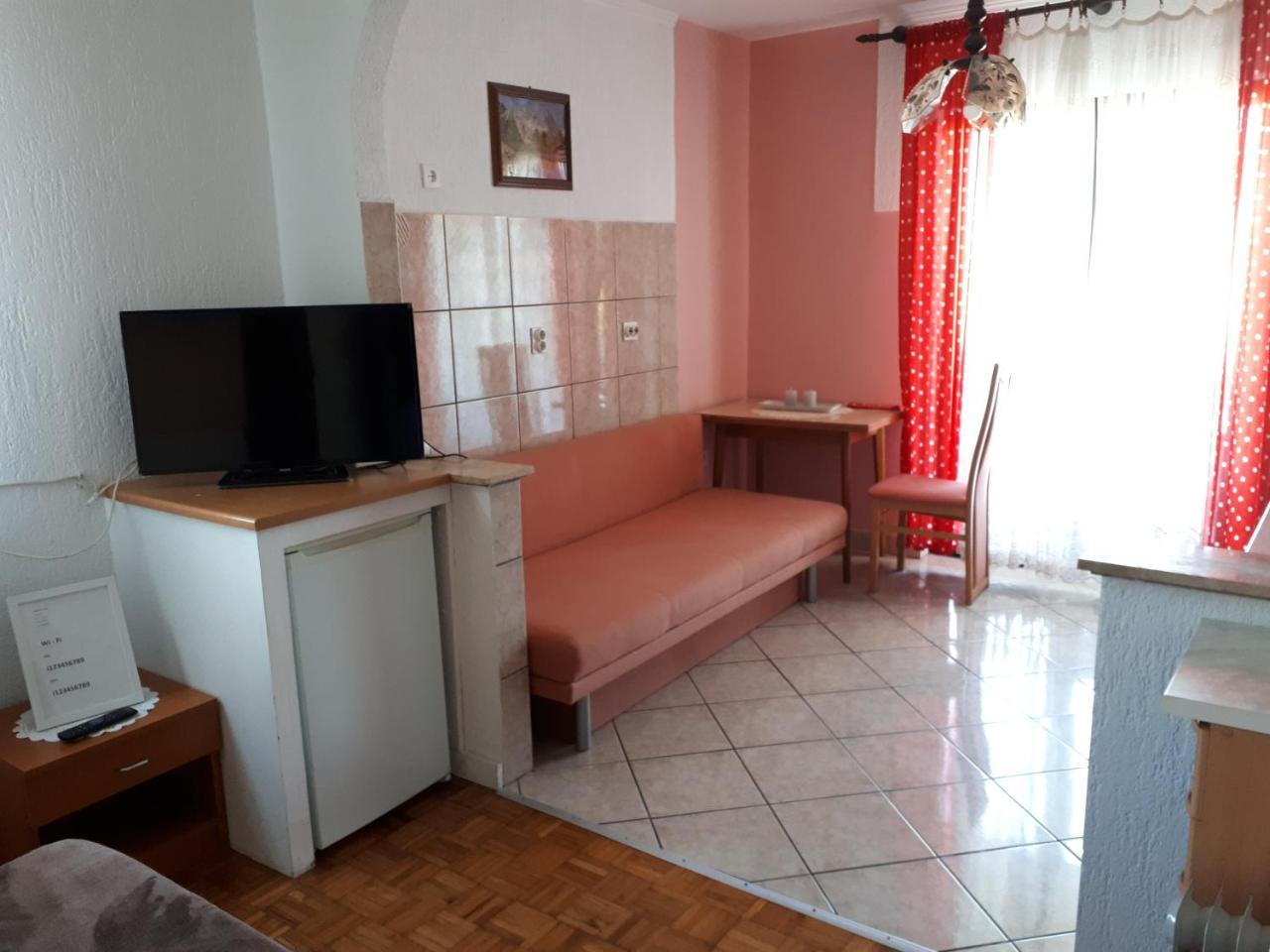Apartments Vila Ida วานตาชิชี ภายนอก รูปภาพ