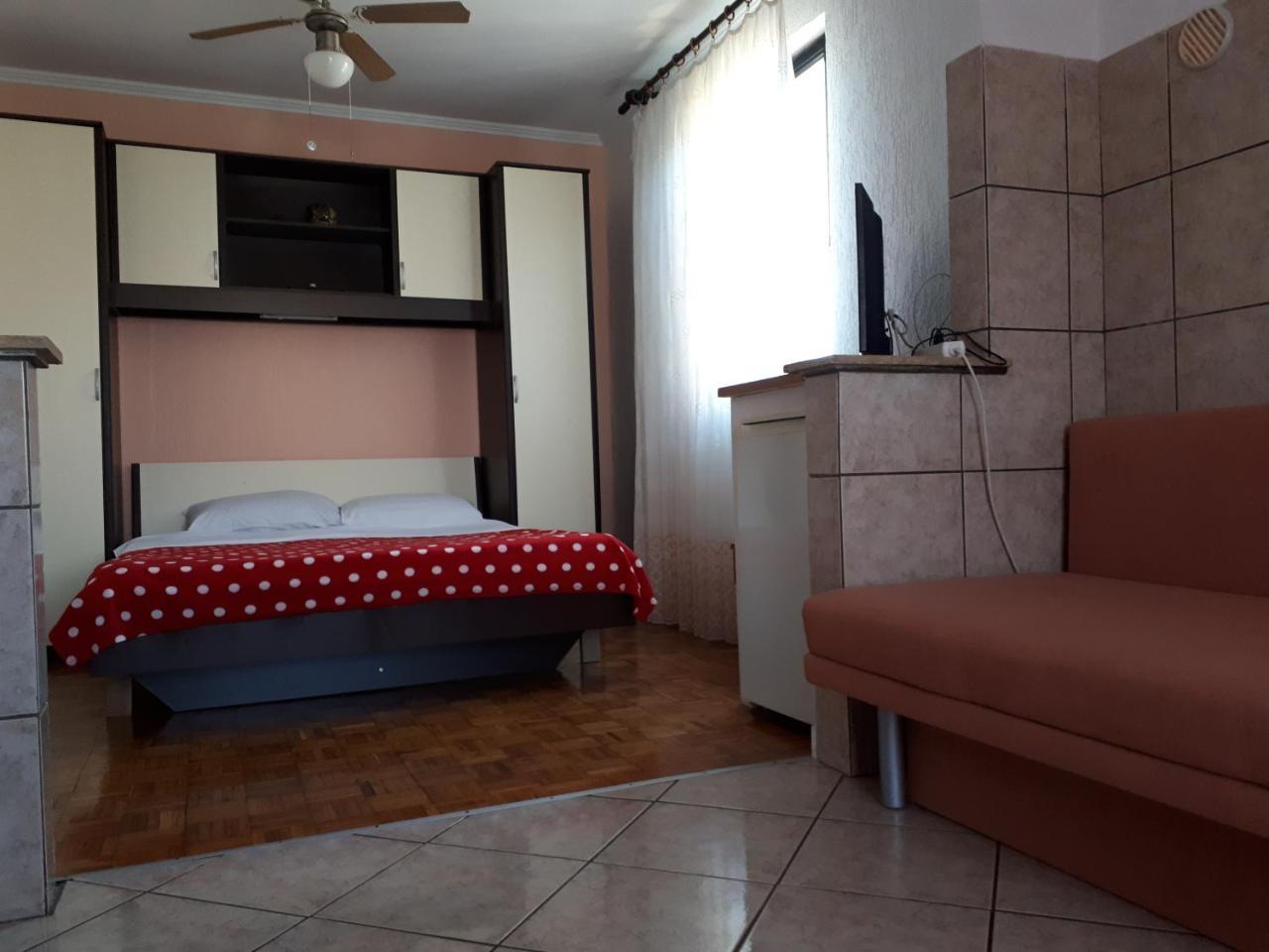 Apartments Vila Ida วานตาชิชี ภายนอก รูปภาพ
